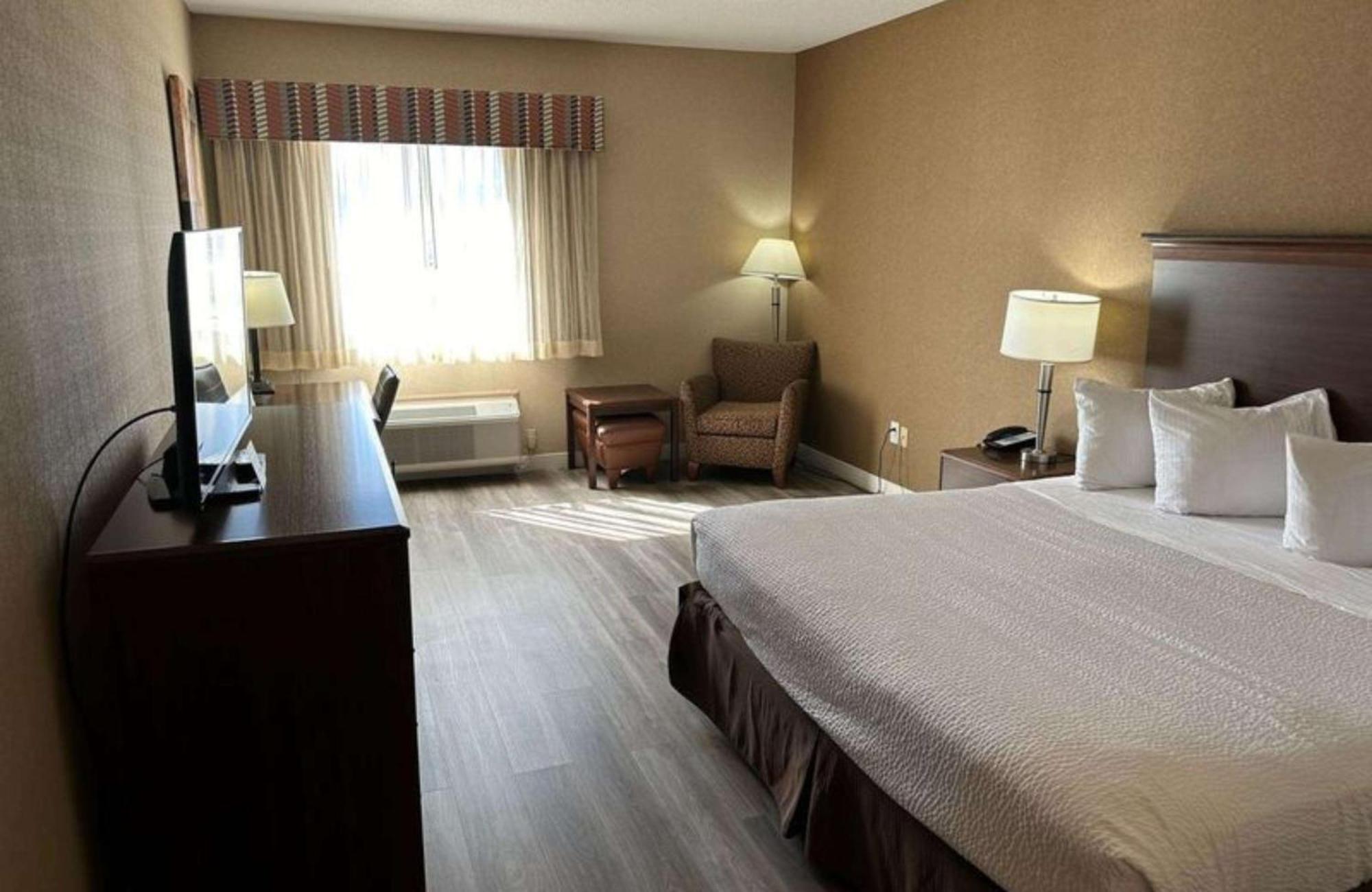 Best Western Circus City Inn Peru Exterior photo